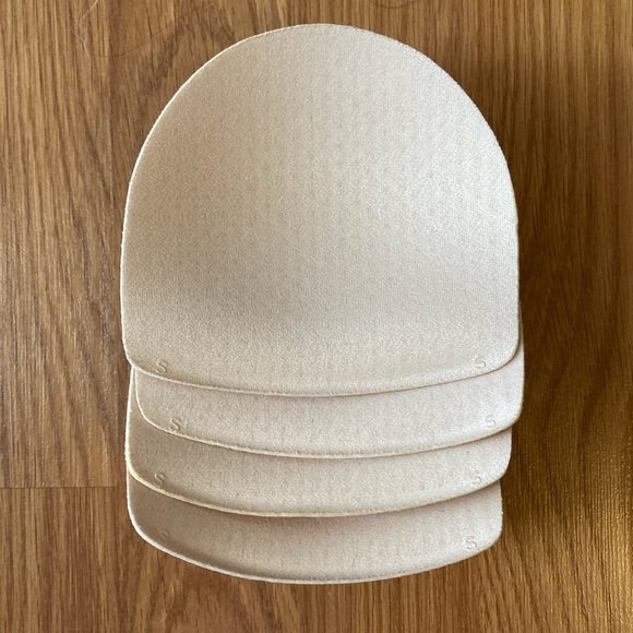 ❤️ Four Lululemon Bra Insert Pads from Asia Size Small NWOT - Picture 2 of 3